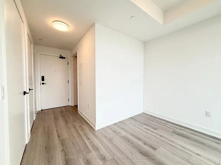 1185 Dupont St #2005 — Photo 11