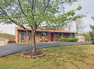 6133 Franks Rd, Byrnes Mill, MO 63051