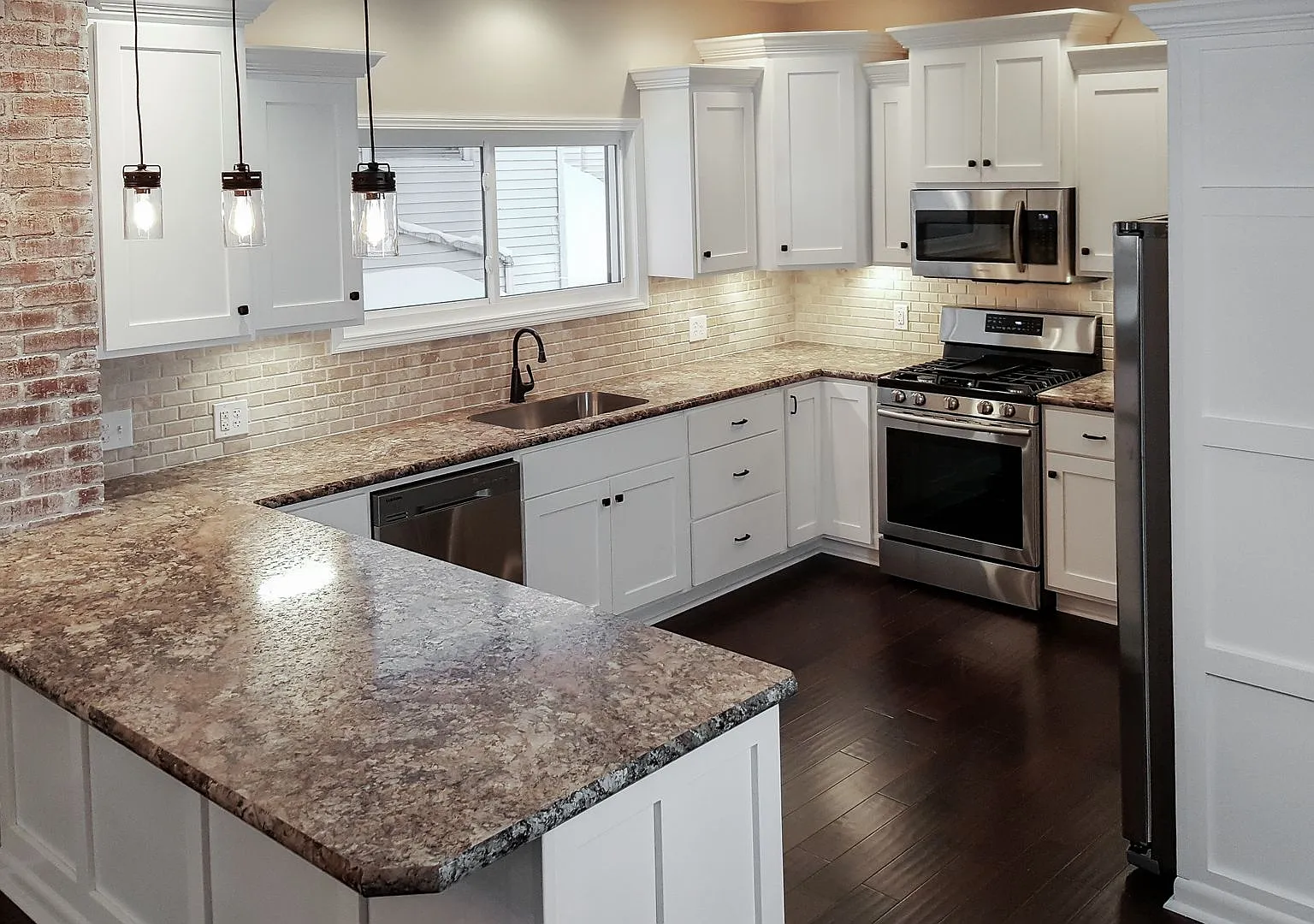 Gorgeous Fully Remodeled Three Bedroom Home in Meadville! — Photo 3