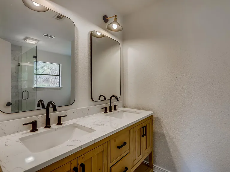 107 Long Wood Ave — Photo 17