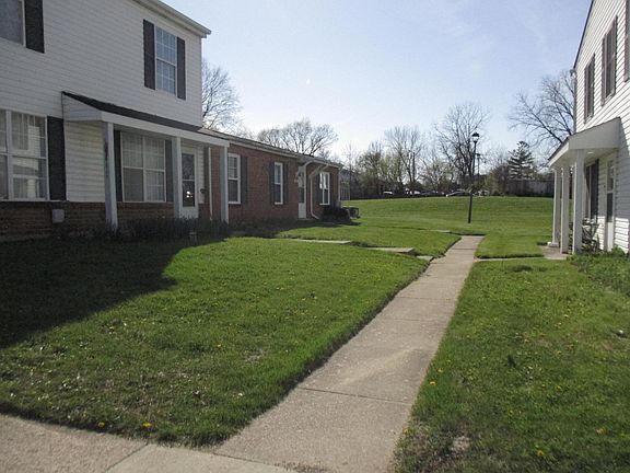 2nd image of 3545 Broadleaf Ln