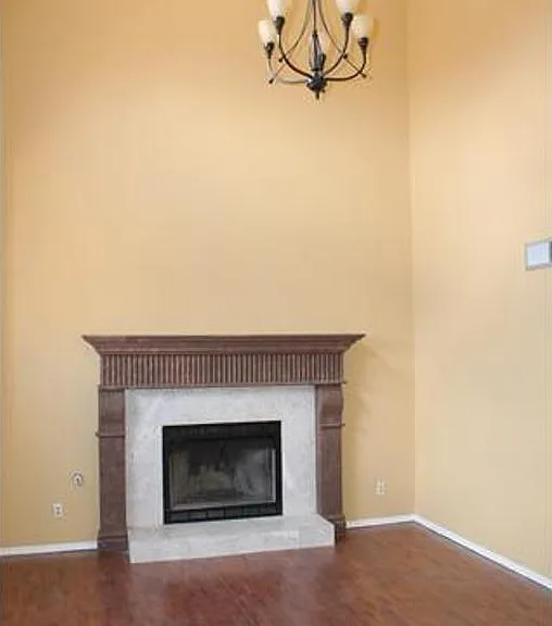 7401 Lakehurst Rd — Photo 4