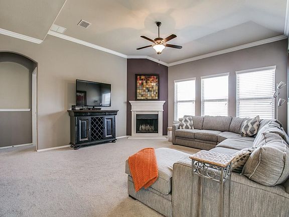 5th image of 14368 Mariposa Lily Ln