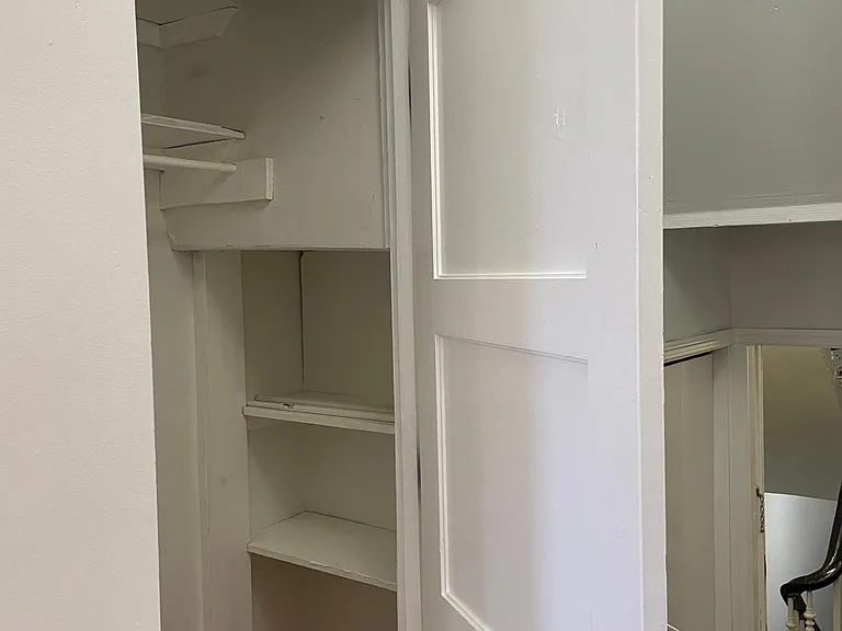 1604 Bolton St #2R — Photo 16