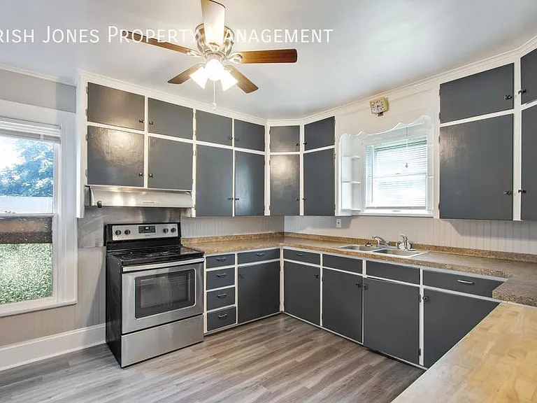 172 Main St — Photo 8
