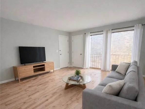 459 W 104th St Unit A, Kansas City, MO 64114