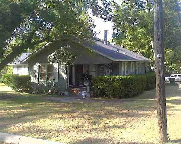 1st image of 300 Rogers Ave