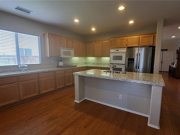 4th image of 25297 Clear Canyon Cir