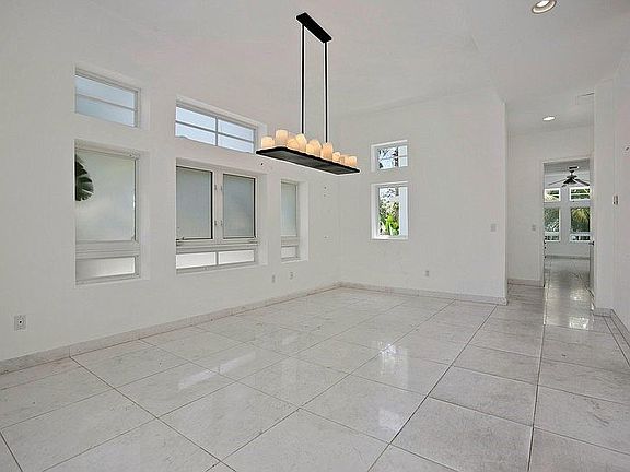 5th image of 6205 Laguna Path N #0