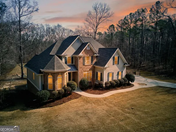 150 Adams Park Dr, Fayetteville, GA 30214