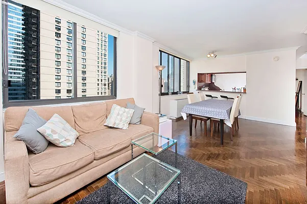 Rented by ER (DO NOT USE) | media 9