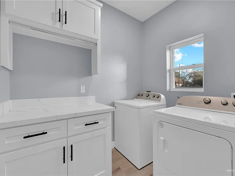600 W Seminole Ave — Photo 8