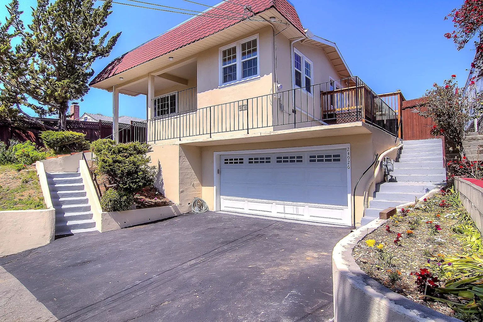 24926 Campus Dr photo 1