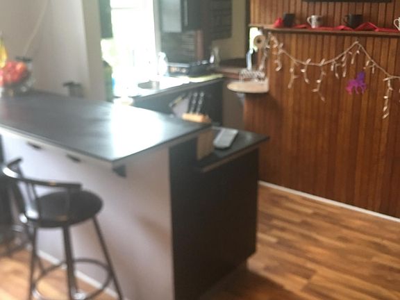 2nd image of 2633 Dupont Ave S