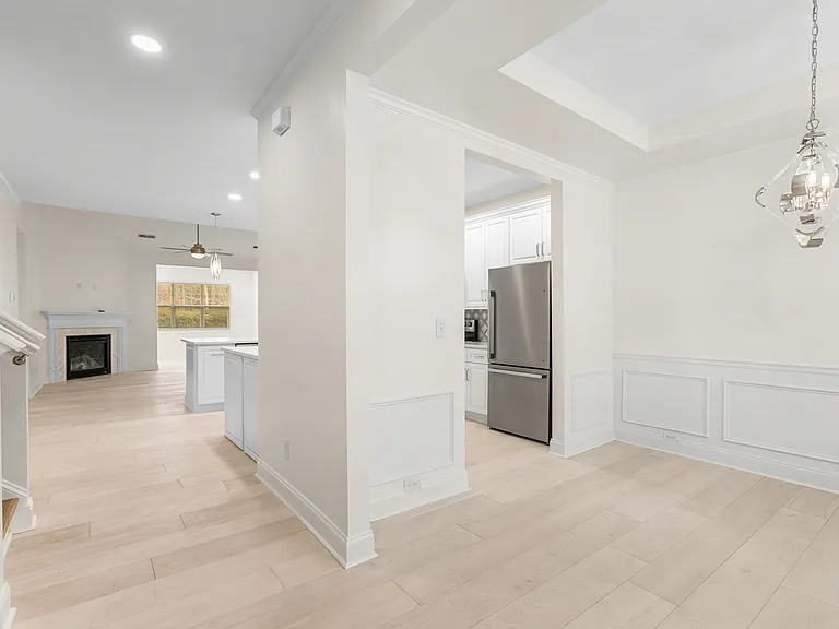 3693 Davis Cup — Photo 2