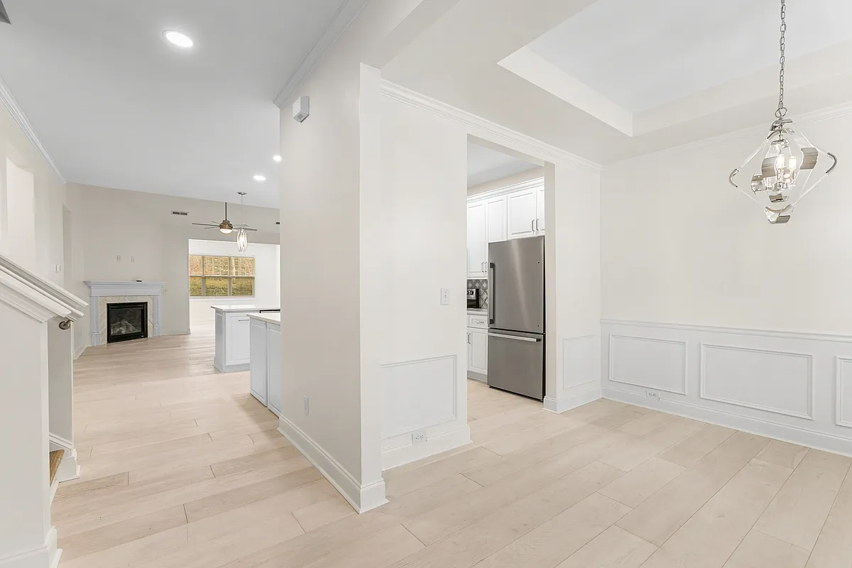 Building Photo - 3693 Davis Cup