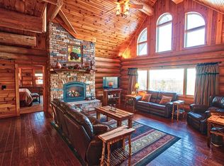 67 Virginia Dr, Keeseville, NY 12944
