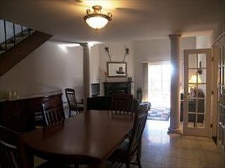 4th image of 142 Oak Knoll Cir