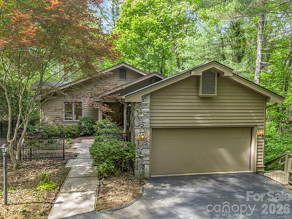 2nd image of 118 Timber Creek Rd