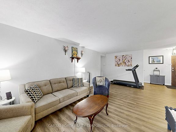 3rd image of 21 Knightsbridge Rd #1502