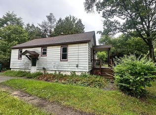 4290 Collins Rd, Rochester, MI 48306