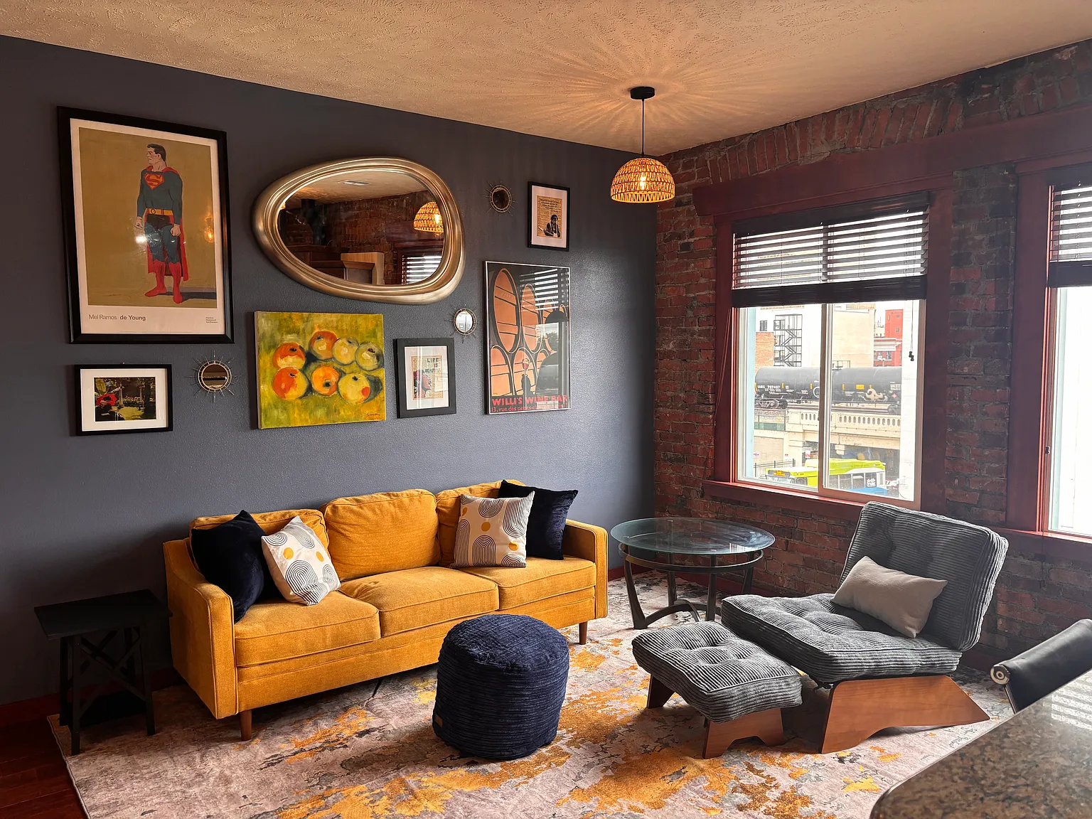 2 bed, 1100 sqft, $2,450 — Photo 1