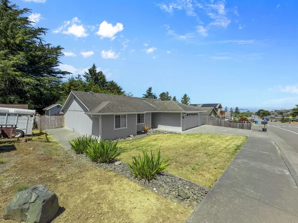 6426 Humboldt Hill Rd, Eureka, CA 95503