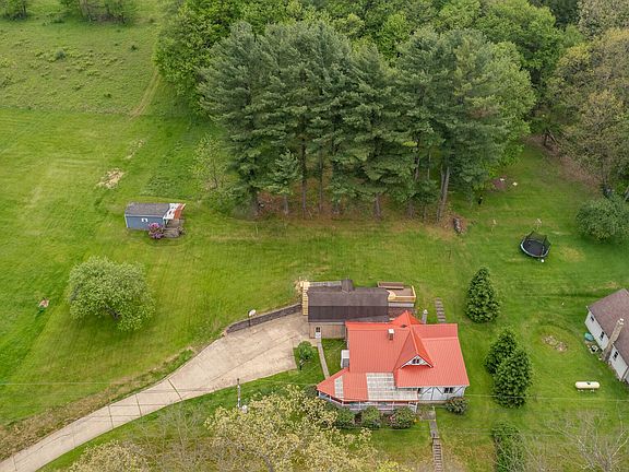 2nd image of 487 Summerville Corsica Rd