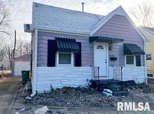 1836 N 19th St, Springfield, IL 62702