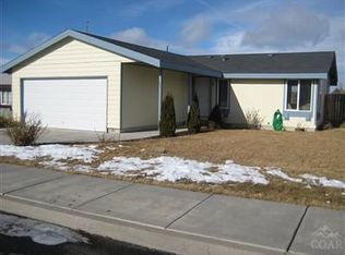 98 SE Tracie St, Madras, OR 97741