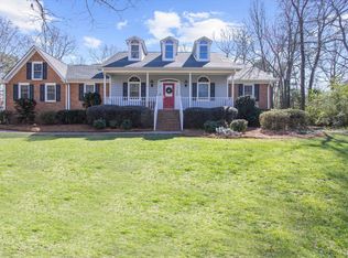 135 Woodridge Dr, Spartanburg, SC 29301