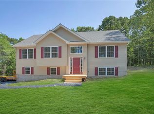14 Carpenter Rd, Chester, NY 10918