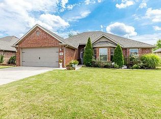 3307 S Stoney Point Rd, Rogers, AR 72758