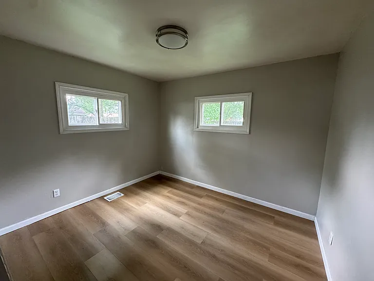 3734 Applewood Dr — Photo 9