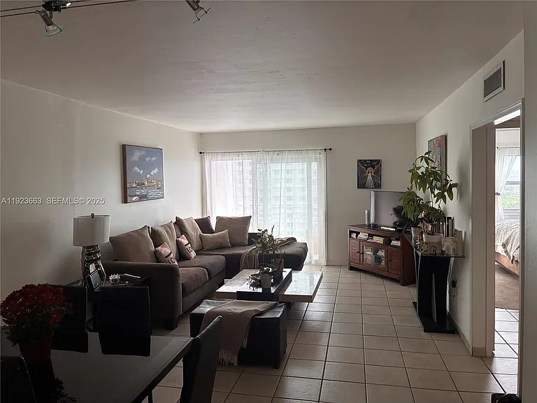 400 Kings Point Dr #1522 — Photo 8