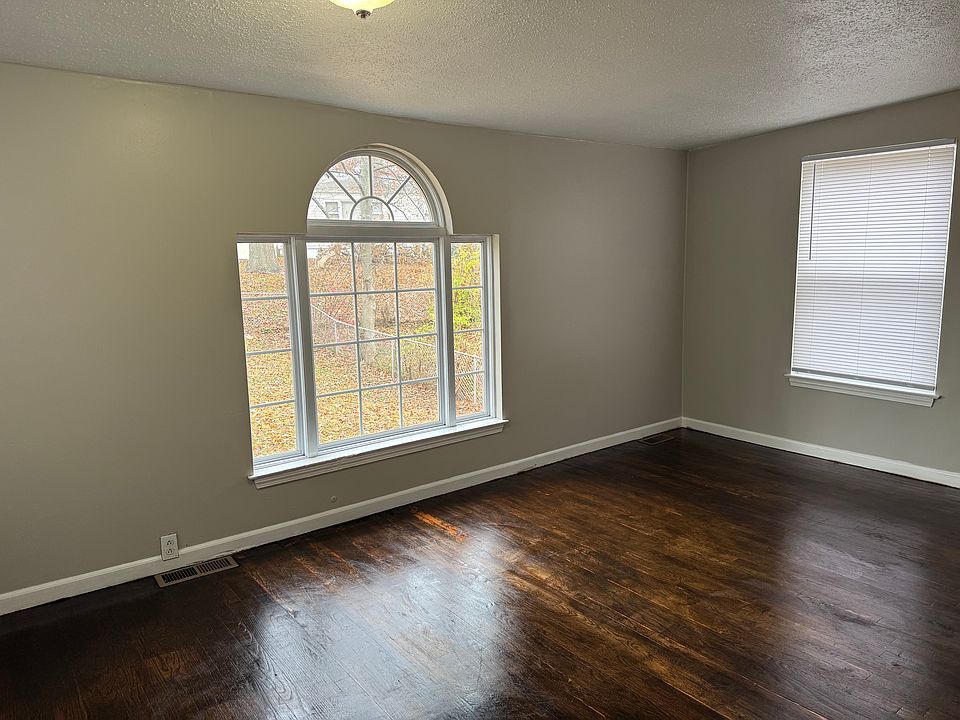 1st image of 1135 Laire Dr