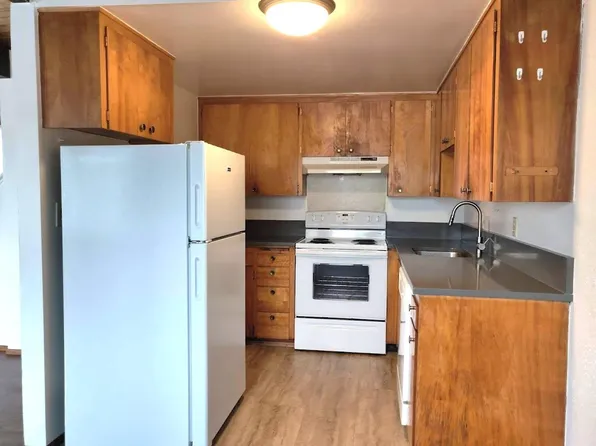 1695 NW Division St #6, Corvallis, OR 97330