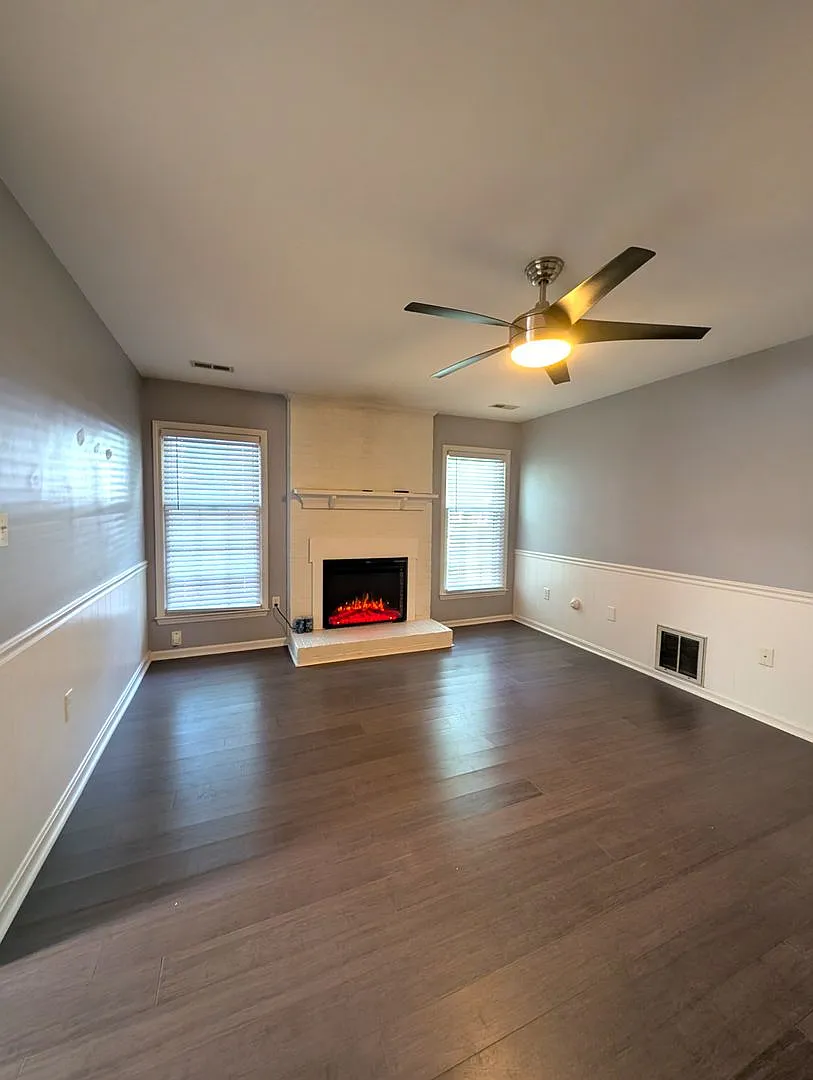 South Charlotte, 3 Bedroom, Minutes from the Arboretum! — Photo 3