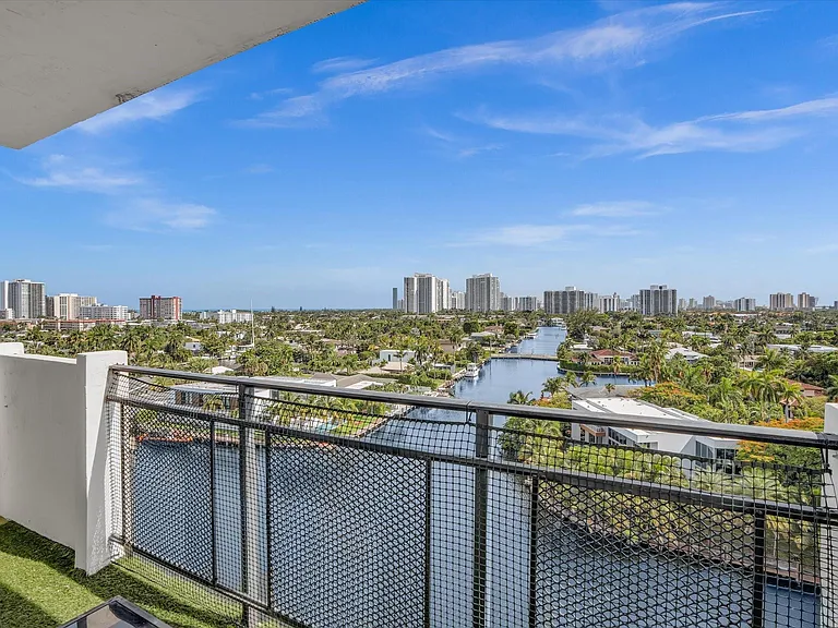 401 Golden Isles Dr #1007 — Photo 29