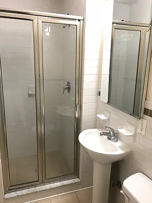 Rented by Compass | media 10