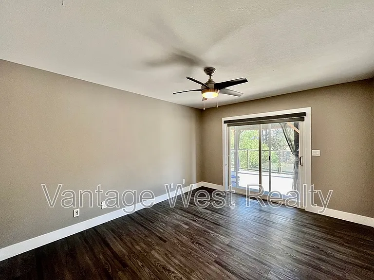 1139A Caledonia Way — Photo 21