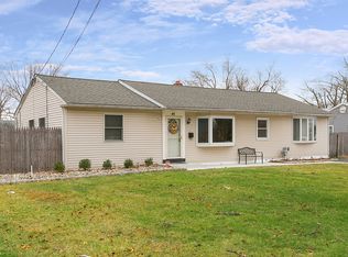 46 Warwick Rd, Stratford, NJ 08084