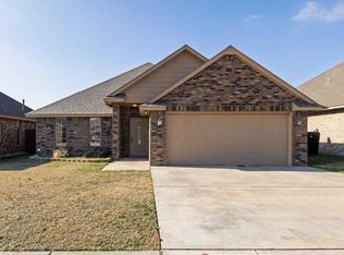 2305 SW 43rd St, Lawton, OK 73505