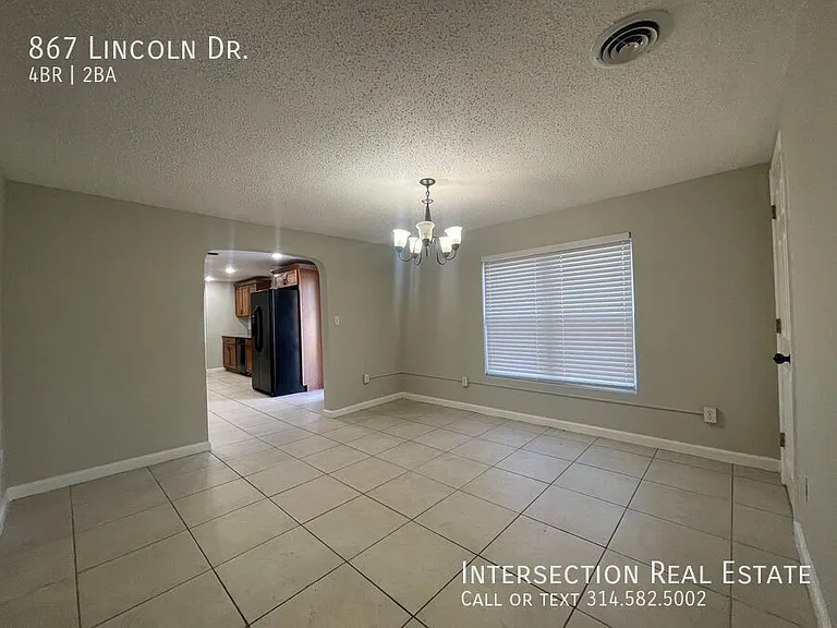 867 Lincoln Dr — Photo 11