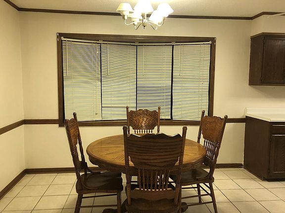 5th image of 137 Wildwood Dr