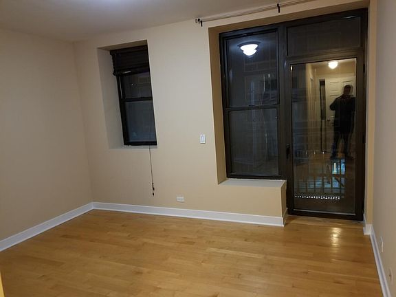 4th image of 811 W Eastwood Ave APT 405
