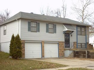 19211 E Ponca Ter, Independence, MO 64056
