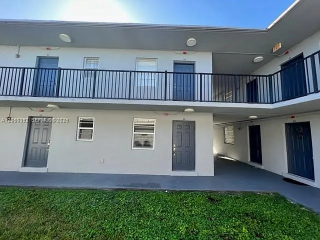 4250 SW 67th Ave #24 — Photo 11