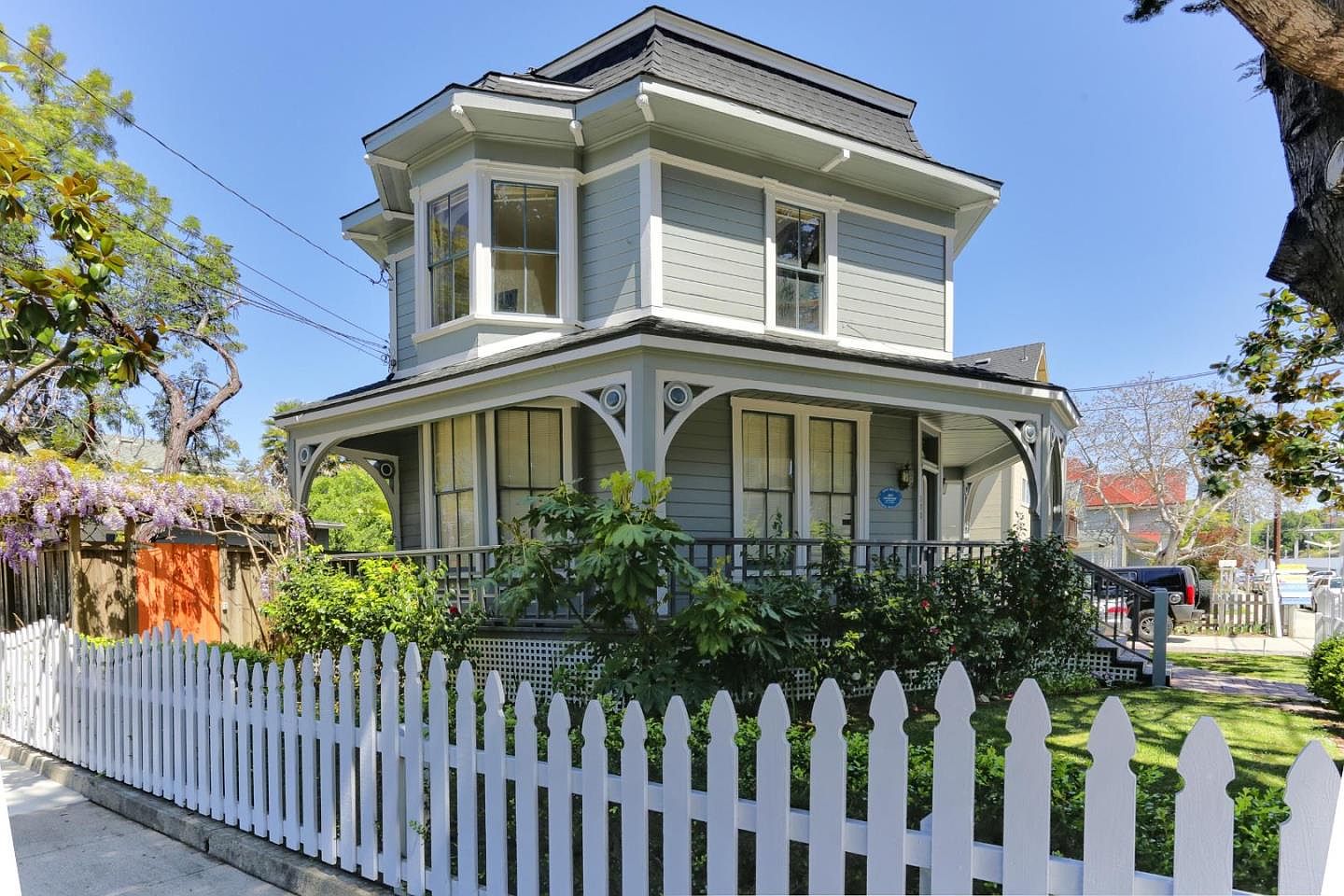 130 Sycamore St Santa Cruz CA 95060 Zillow