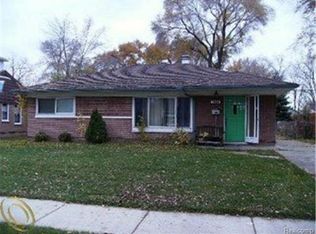 1260 E Barrett Ave, Madison Heights, MI 48071